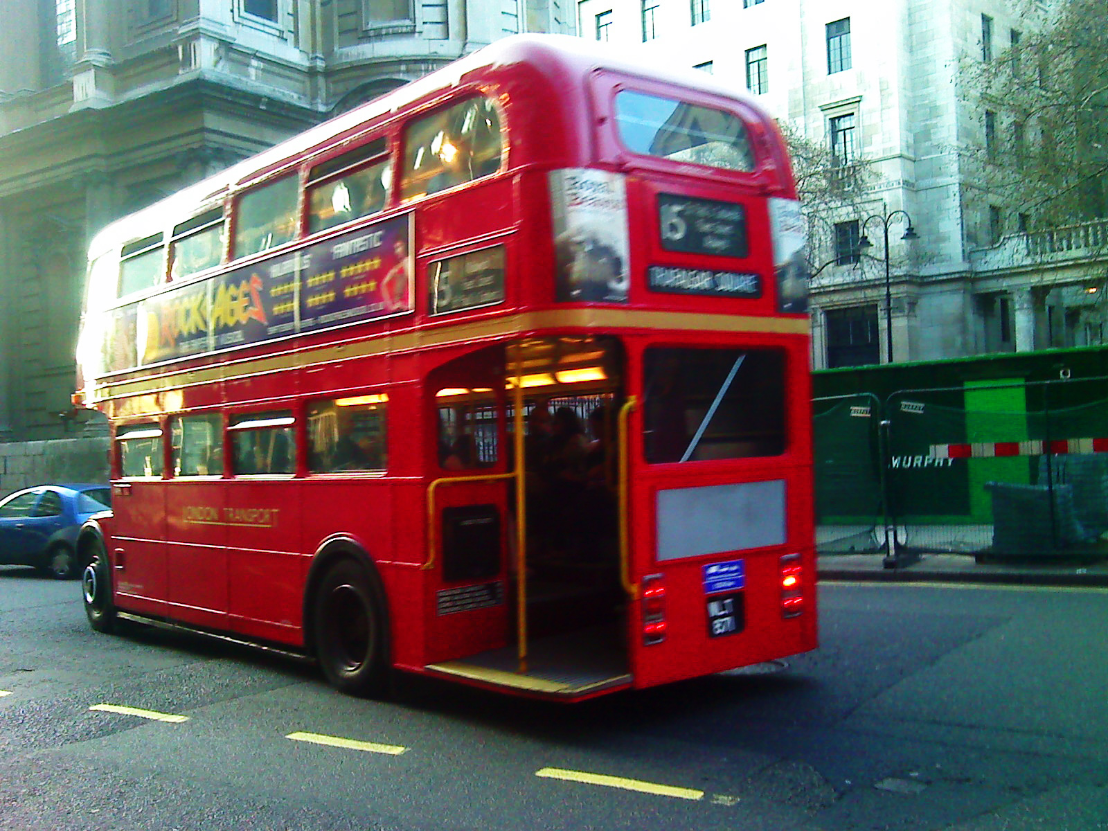Double decker bus, putovanje u London